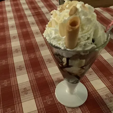 马维尔酒店 Marville